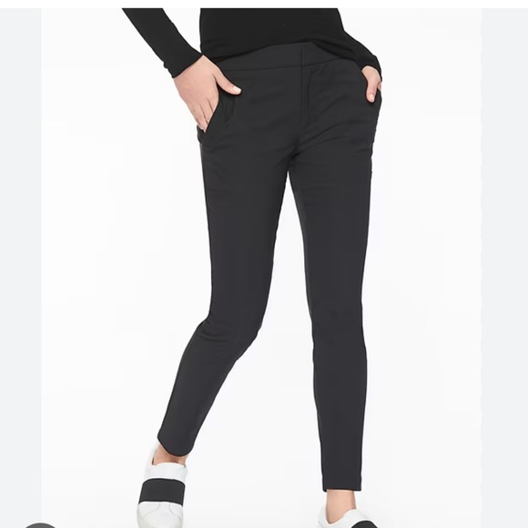Athleta Pants - Athleta Wander Stash Skinny Pant, black